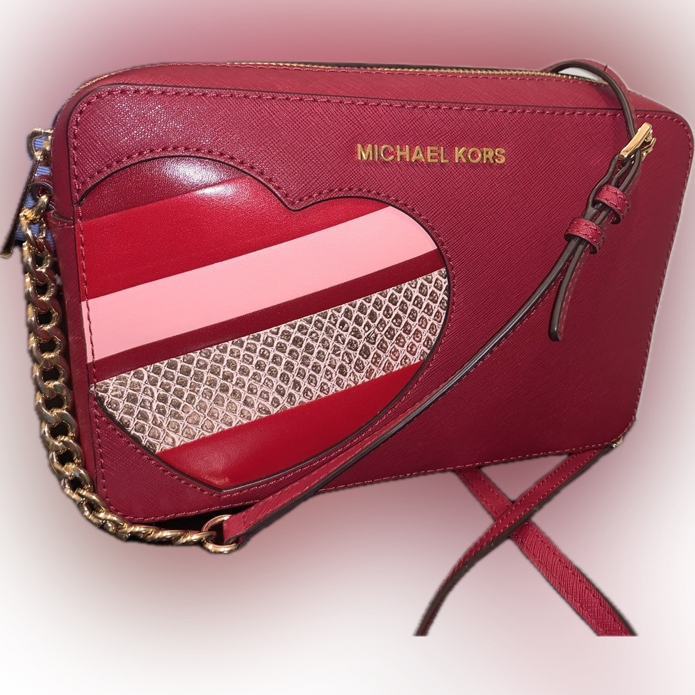 NWOT Michael Kors Hearts Jet Set Saffiano Leather Red Crossbody Bag Gold Chain